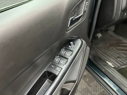 Used 2018 Chevrolet Colorado LT w/ LT Convenience Package AWD/4WD image 10