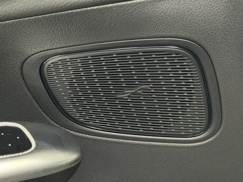 Certified 2025 Mercedes-Benz GLC 350e 4MATIC image 23