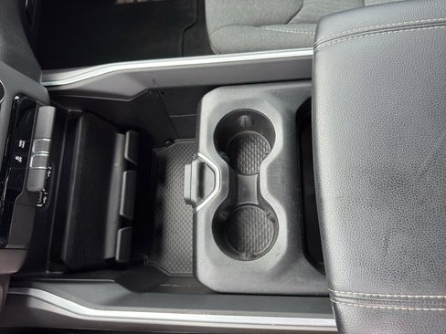 Used 2023 RAM 1500 Big Horn AWD/4WD image 33