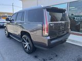 Used 2016 Cadillac Escalade Luxury image 2