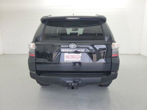 Used 2024 Toyota 4Runner SR5 image 6