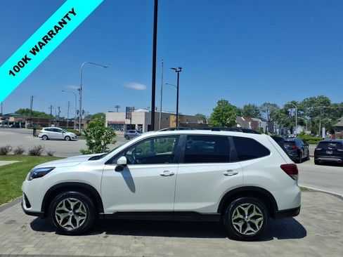 Certified 2024 Subaru Forester Premium AWD/4WD image 5
