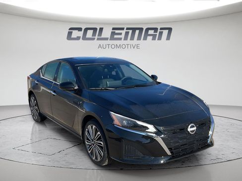 New 2025 Nissan Altima 2.5 SL image 3