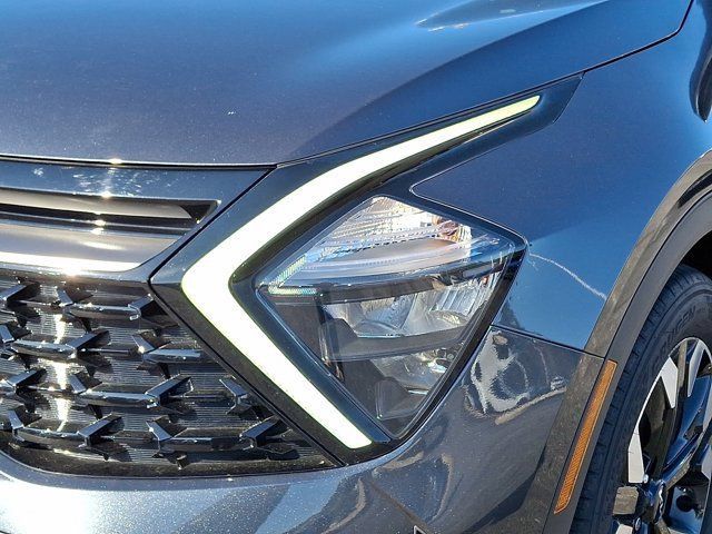 Used 2023 Kia Sportage X-Line w/ X-Line Premium Package AWD/4WD image 12