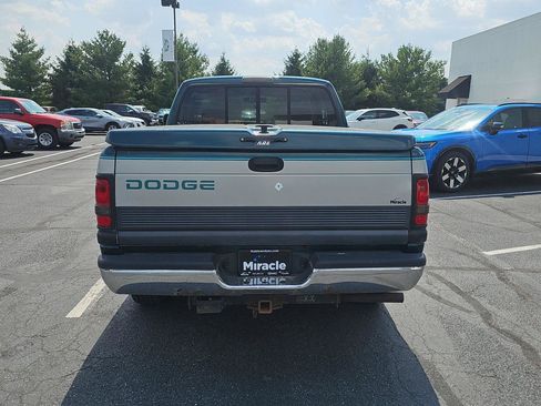 Used 1996 Dodge Ram 1500 Truck 2WD Club Cab image 6