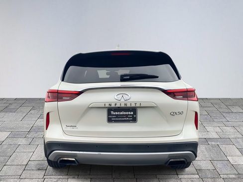 Used 2021 INFINITI QX50 Sensory image 6