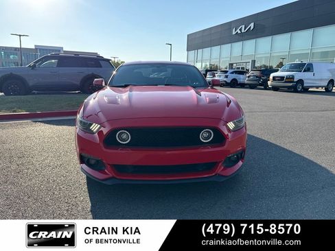 Used 2016 Ford Mustang GT w/ Black Accent Package RWD image 8