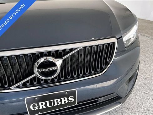 Used 2021 Volvo XC40 T4 Momentum w/ Protection Package Premier FWD image 30