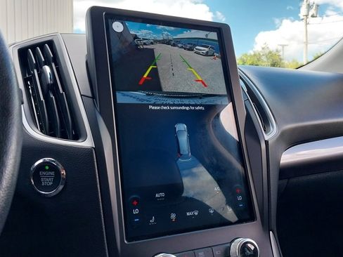 Used 2024 Ford Edge SEL image 28