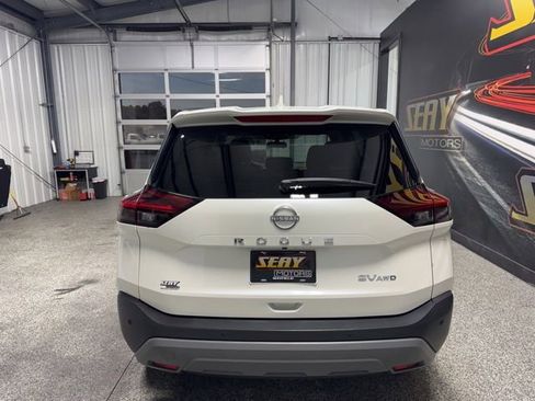 Used 2022 Nissan Rogue SV AWD/4WD image 19
