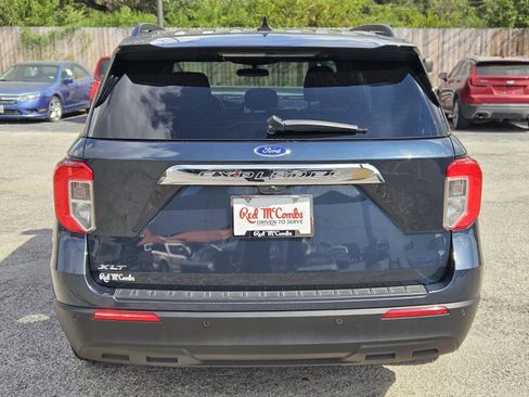 Certified 2024 Ford Explorer XLT image 5