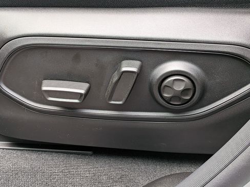 New 2026 Jeep Grand Cherokee 4WD image 28