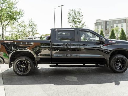 Used 2022 Chevrolet Silverado 1500 LT Trail Boss w/ Bed Protection Package AWD/4WD image 3