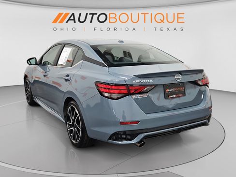 Used 2024 Nissan Sentra SR w/ SR Premium Package FWD image 3