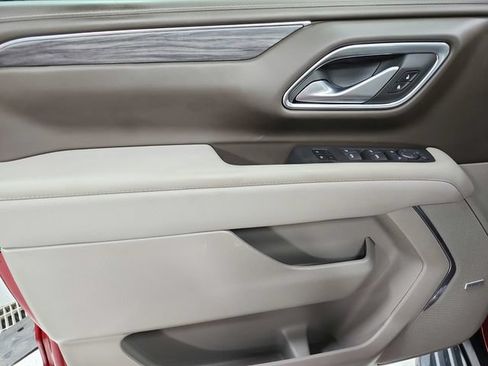 Used 2022 GMC Yukon SLT w/ SLT Luxury Package AWD/4WD image 42