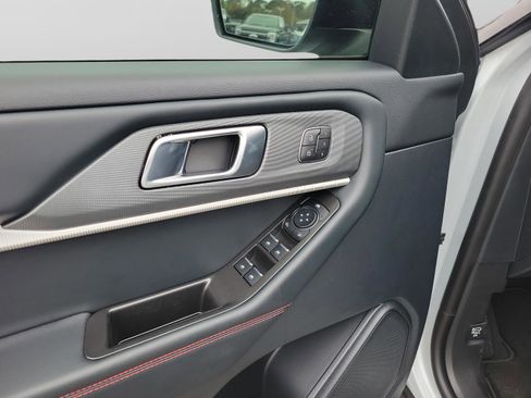 New 2026 Ford Explorer ST-Line w/ ST-Line Street Pack image 6