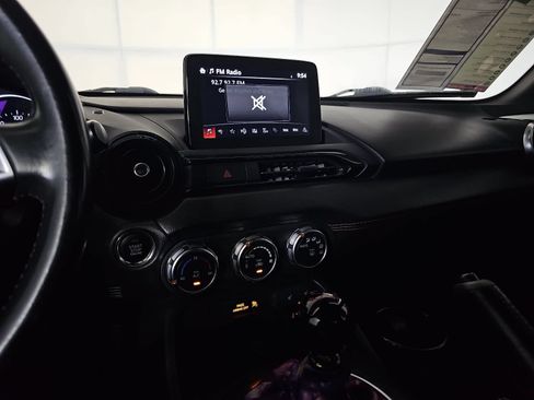 Used 2018 MAZDA MX-5 Miata Grand Touring RWD image 15