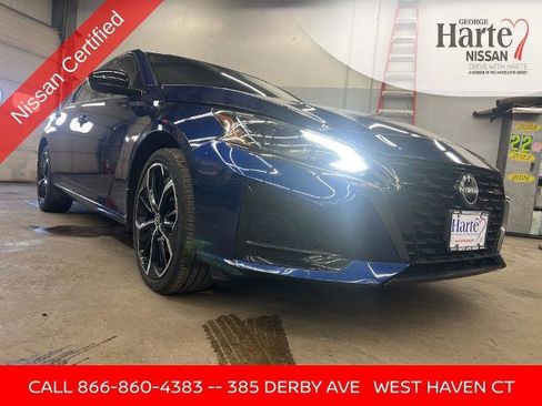 Certified 2023 Nissan Altima 2.5 SR image 7