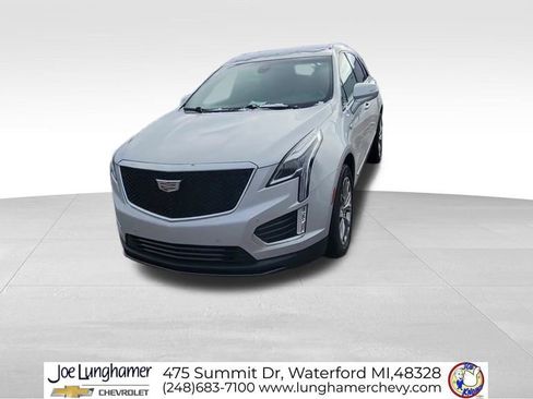 Certified 2020 Cadillac XT5 Sportv w/ LPO, Floor Liner Package image 3