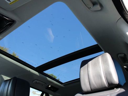 Used 2019 Land Rover Range Rover Supercharged image 32