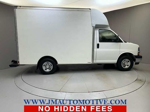 Used 2021 Chevrolet Express 3500 w/ Power Convenience Package image 6