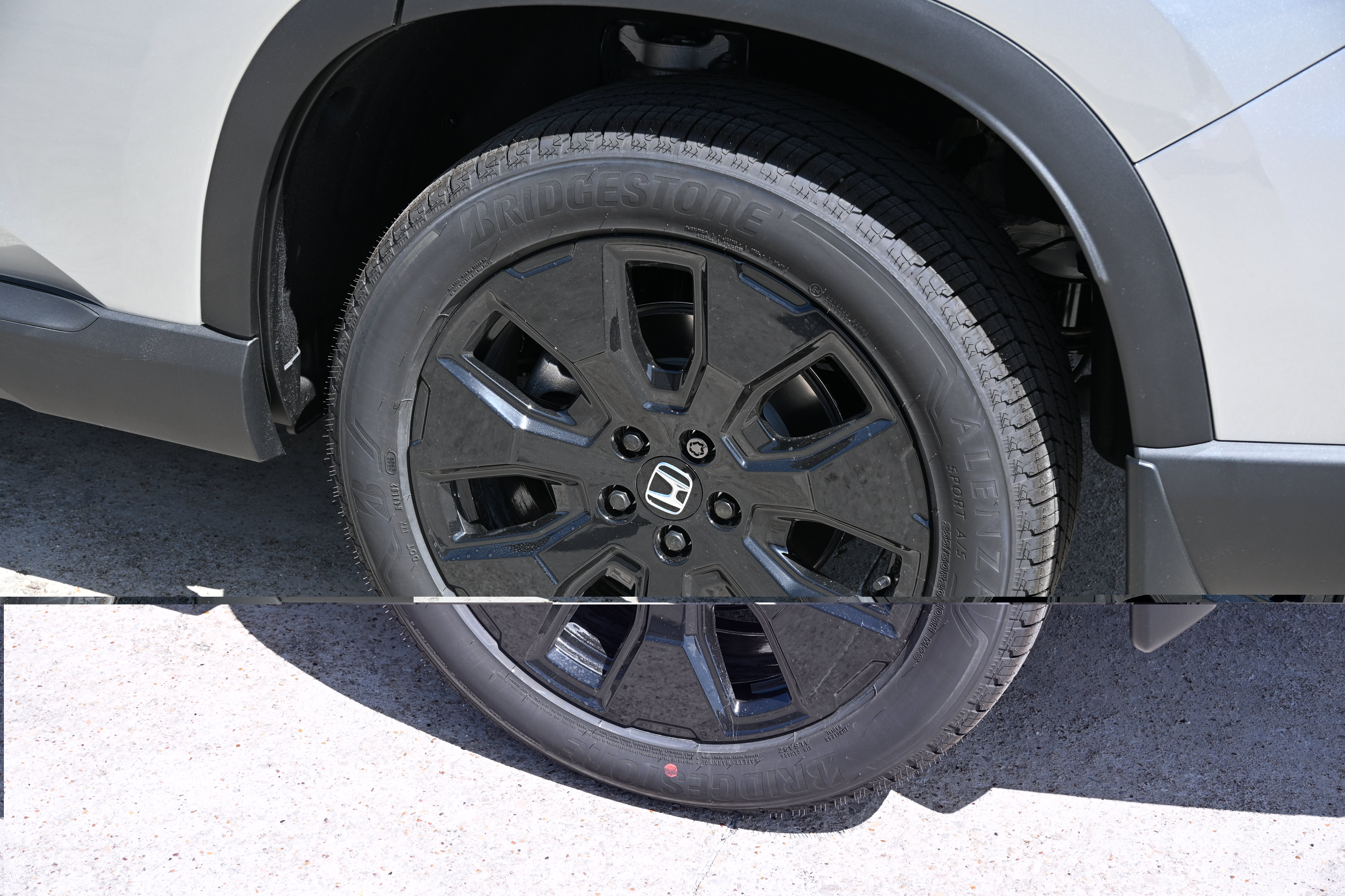 New 2026 Honda Pilot Black Edition image 34