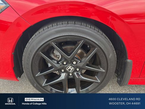Used 2024 Honda Civic Sport image 13