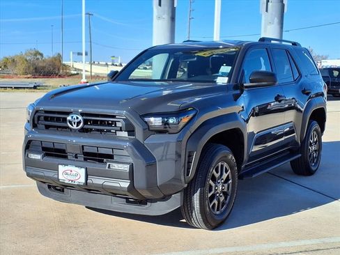 Certified 2025 Toyota 4Runner SR5 image 3