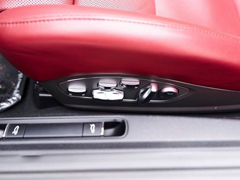 Used 2019 Porsche 911 Turbo S image 48