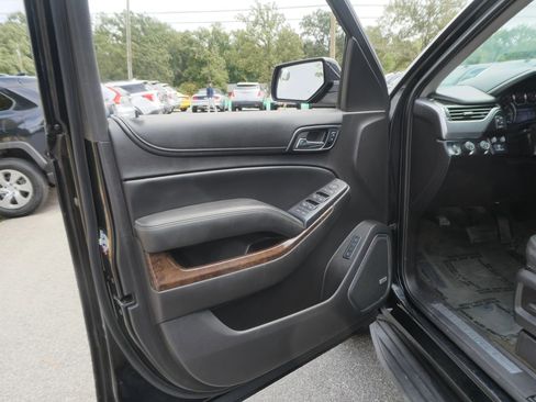 Used 2015 Chevrolet Suburban LT w/ Max Trailering Package image 11