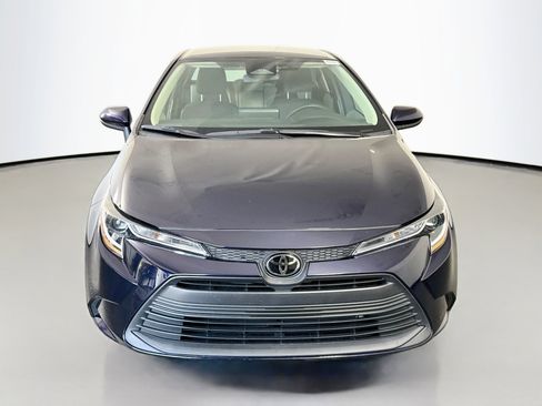 Used 2024 Toyota Corolla LE FWD image 2