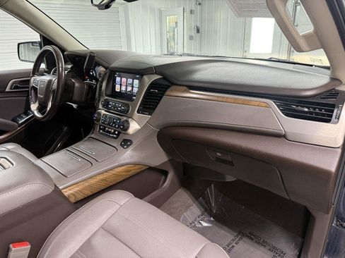 Used 2020 GMC Yukon XL Denali AWD/4WD image 51