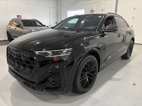 Used 2026 Audi SQ8 Prestige AWD/4WD image 3