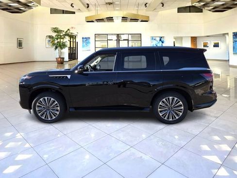 New 2026 INFINITI QX80 Luxe w/ Cargo Package image 4