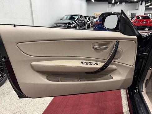 Used 2013 BMW 128i Convertible RWD image 23
