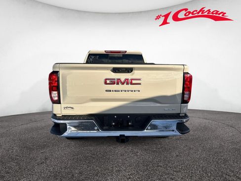 New 2026 GMC Sierra 1500 SLE w/ Preferred Package image 4