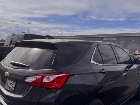 Used 2019 Chevrolet Equinox LT AWD/4WD image 3