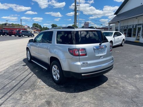 Used 2015 GMC Acadia SLE AWD/4WD image 7