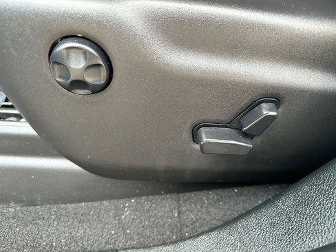 Used 2024 Dodge Durango R/T w/ Blacktop Package image 12