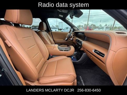 Used 2026 Hyundai Palisade Calligraphy AWD/4WD image 10
