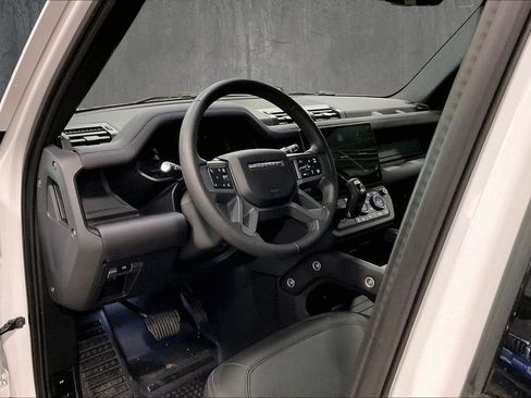 Used 2026 Land Rover Defender 110 S AWD/4WD image 17
