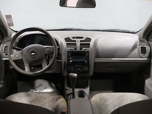 Used 2005 Chevrolet Malibu V6 w/ Preferred Equipment Group image 21