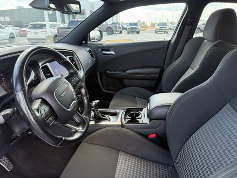 Used 2022 Dodge Charger GT w/ Blacktop Package image 9