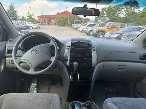 Used 2006 Toyota Sienna FWD image 7