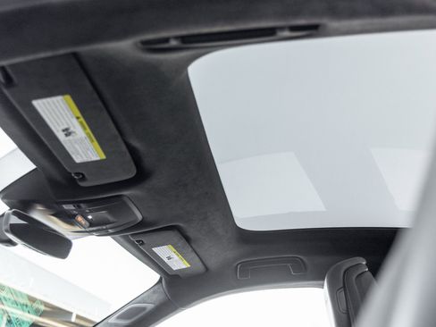 New 2026 Porsche Taycan Turbo image 22