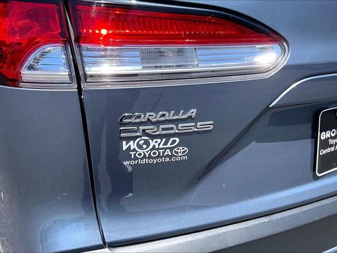 Used 2023 Toyota Corolla Cross LE FWD image 30