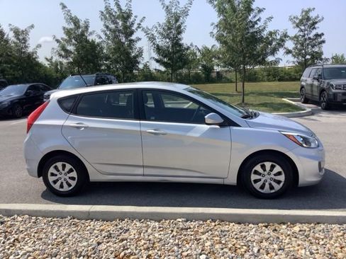 Used 2016 Hyundai Accent SE FWD image 4