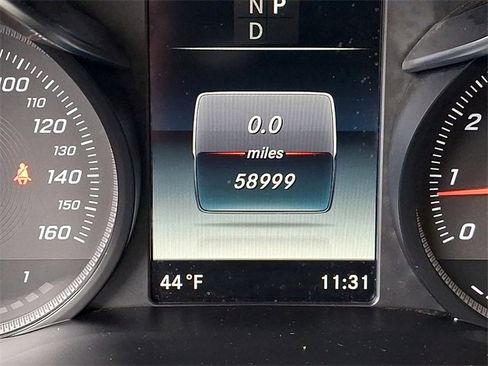 Used 2019 Mercedes-Benz GLC 300 4MATIC image 26