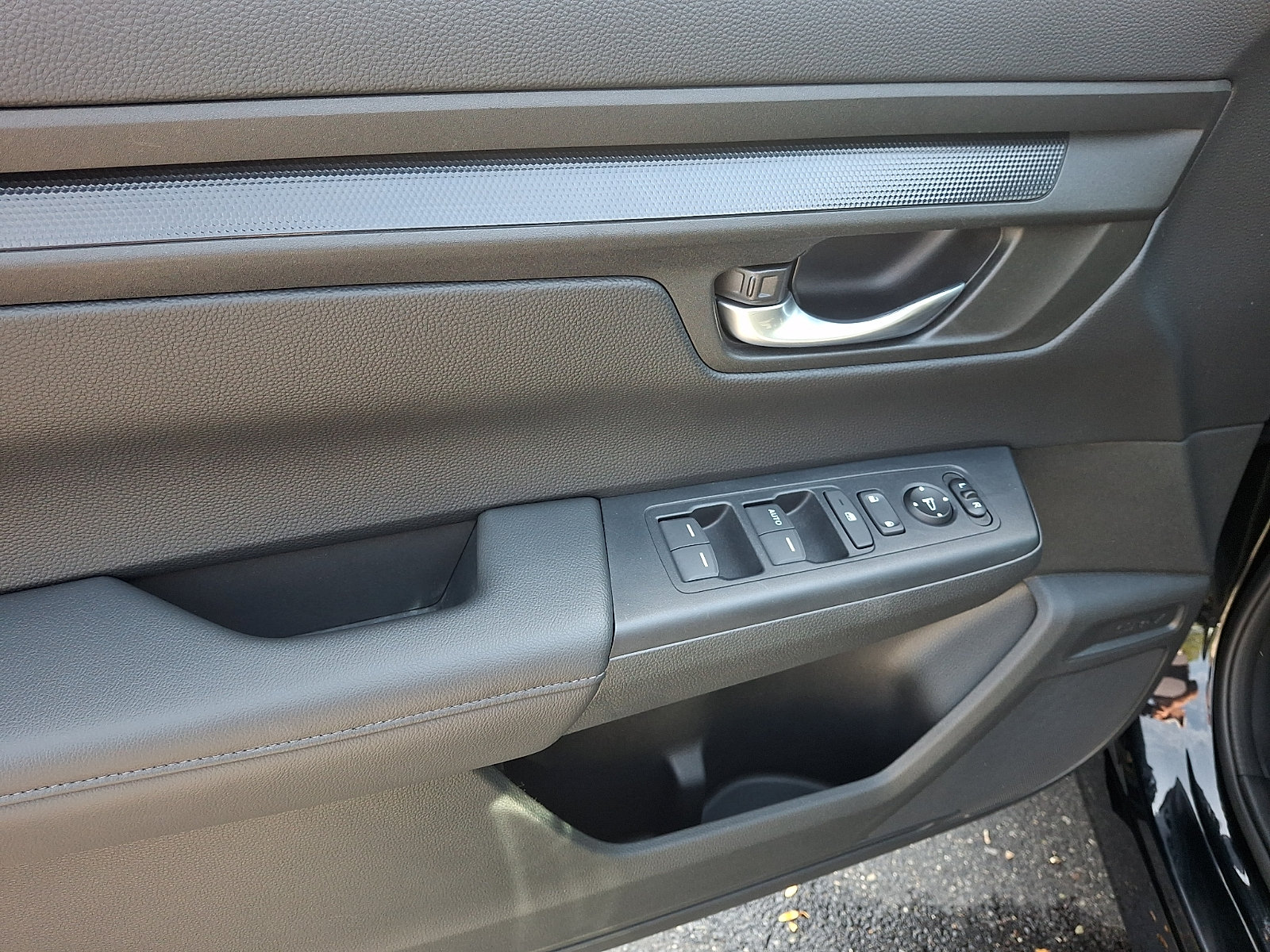 Certified 2024 Honda CR-V LX image 12