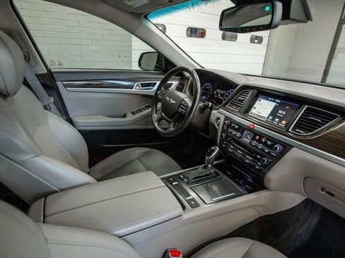 Used 2017 Genesis G80 3.8 image 13